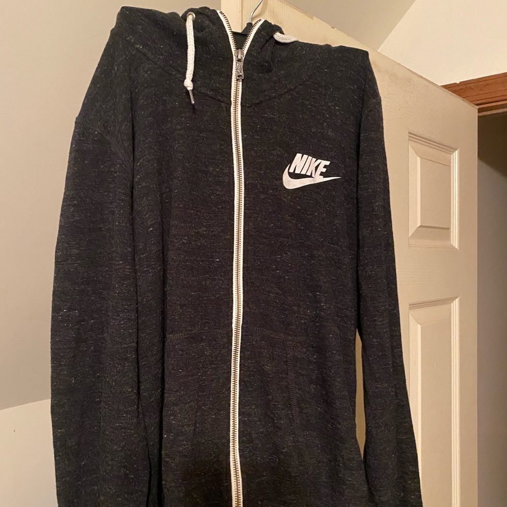 nike zip up jacket